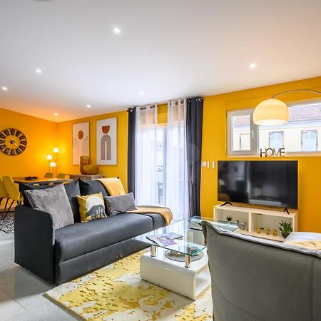 Le Charles Apartment มงเบลียาร์ ภายนอก รูปภาพ